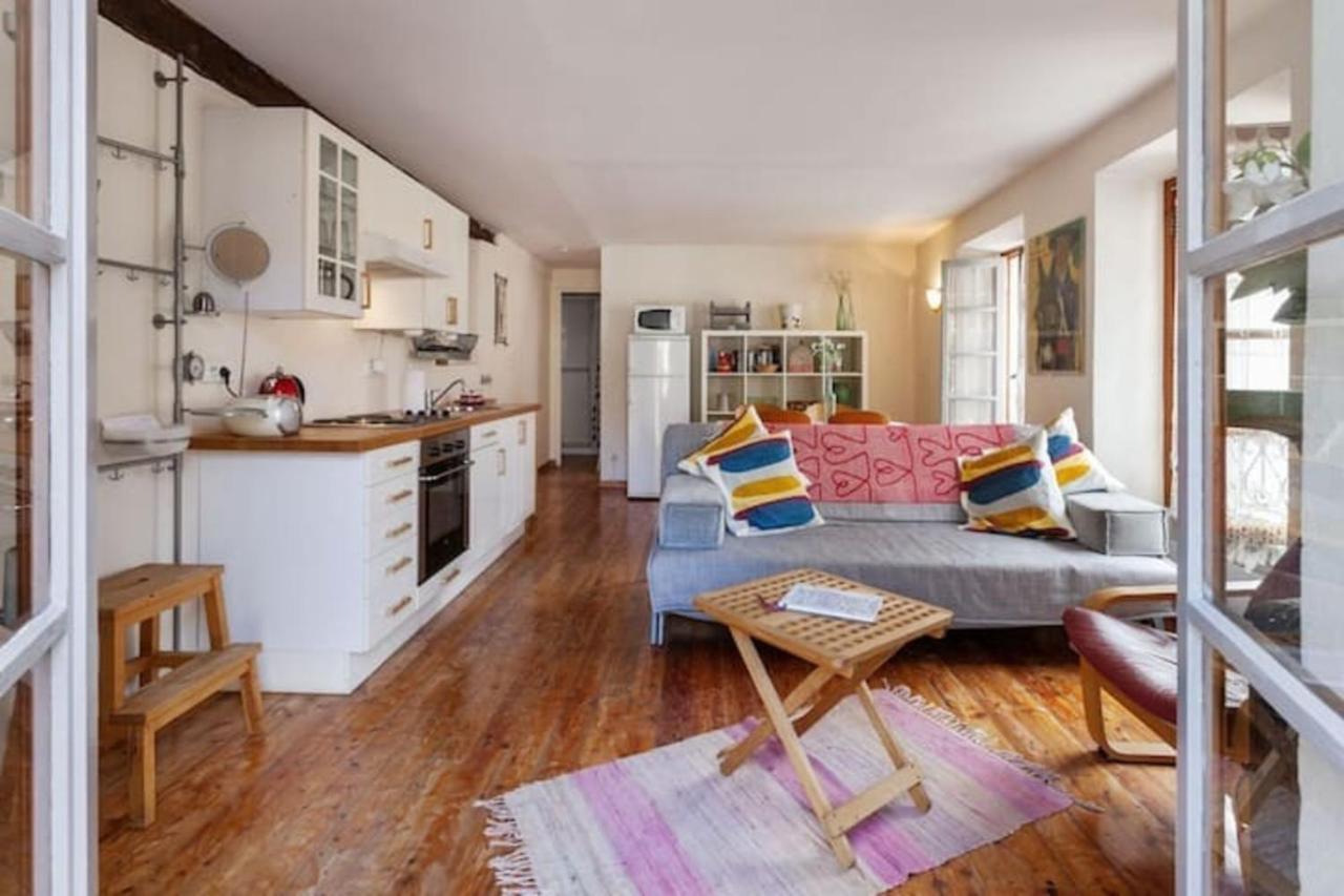 Sunny 1-Bed Apartment In Lovely Mountain Village La Brigue Exterior foto