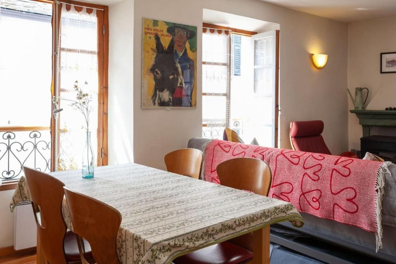 Sunny 1-Bed Apartment In Lovely Mountain Village La Brigue Exterior foto